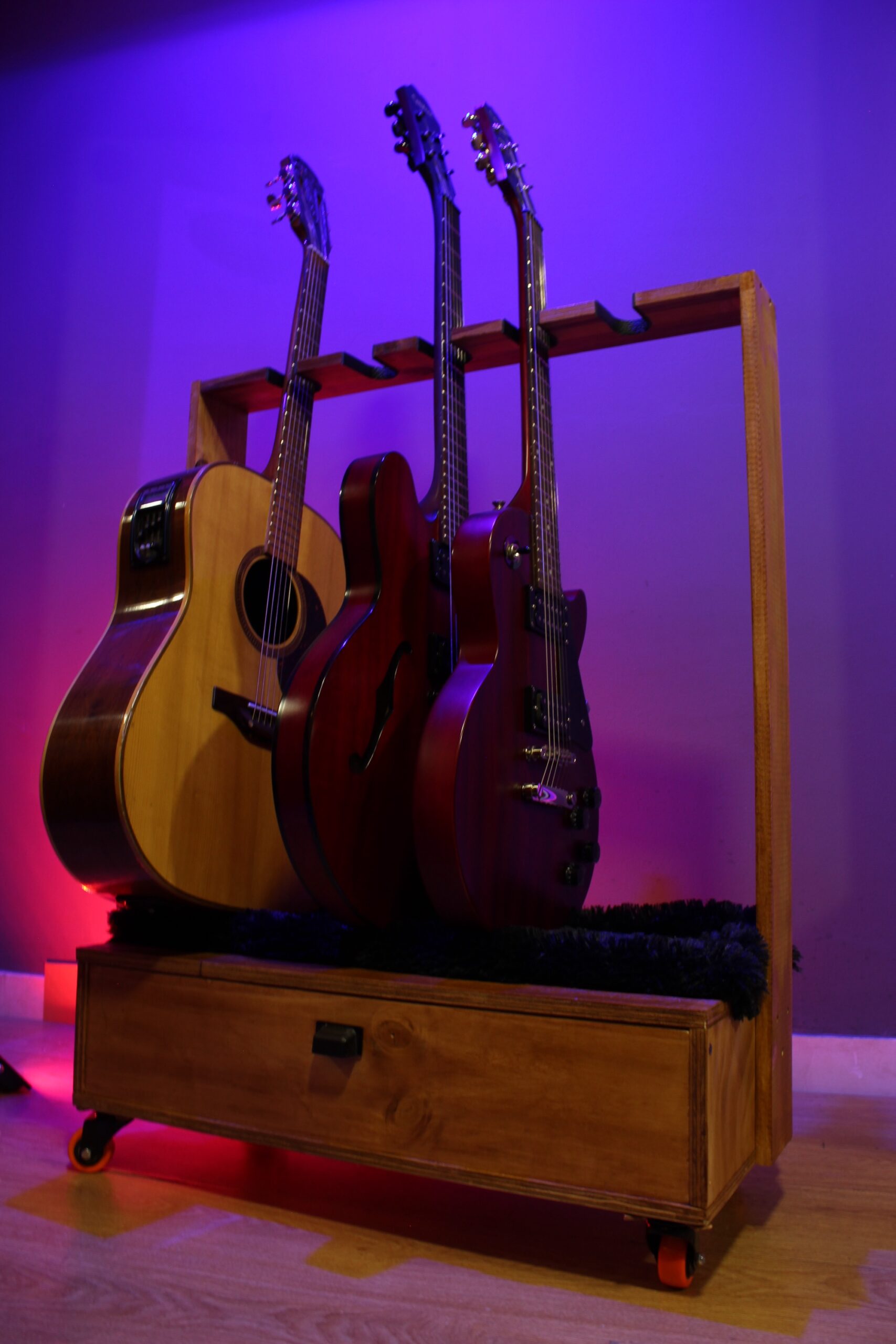 Rack Midas para guitarras 5 puestos - Image 3